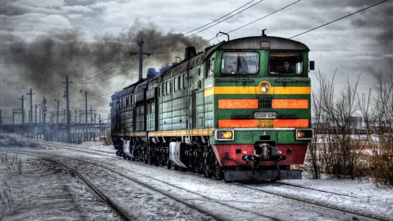 रेल यात्रा (Railway Journey)